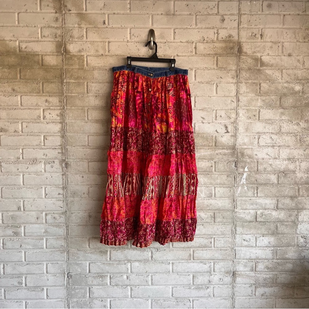 St. John’s Bay Pink and Red Women's Skirt